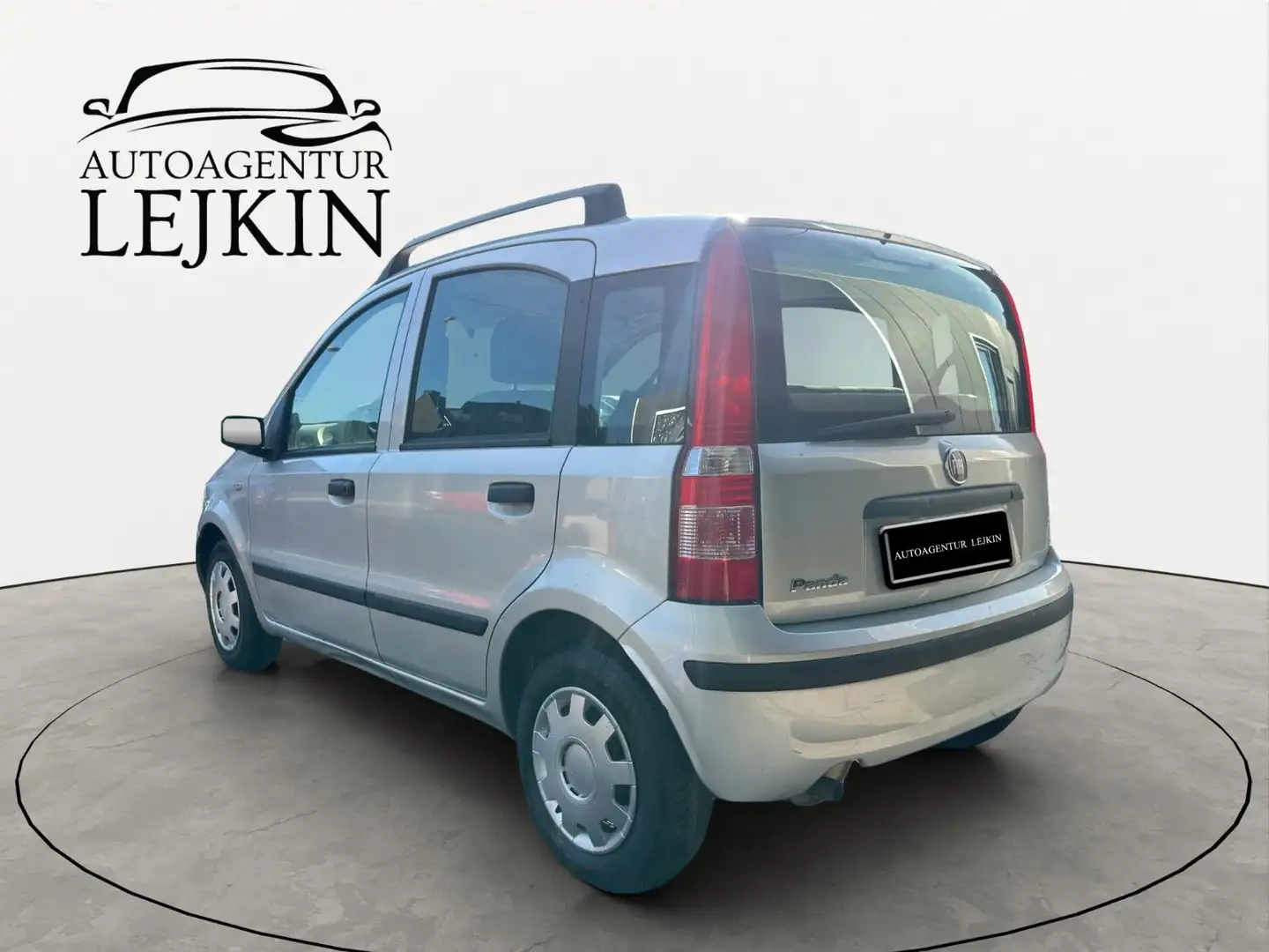 Fiat Panda 1.2 8V Dynamic*TÜV NEU*KLIMA*ALLWETTER* Zilver - 2