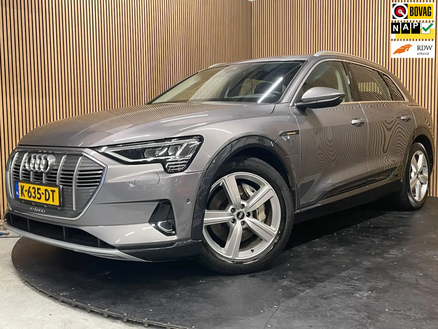 Audi e-tron 55 Quattro Business Edition 95 kWh|GROTE ACCU|CAME Gris - 1