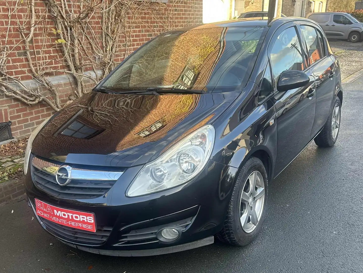 Opel Corsa Corsa 1.2i Cosmo Zwart - 1