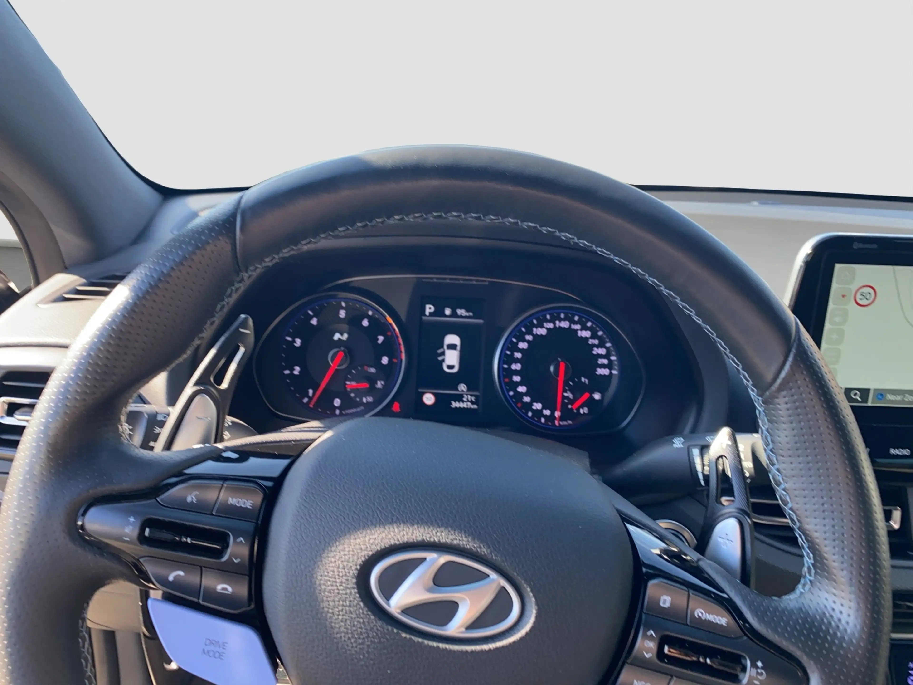 Hyundai i30 N LED Navi RFK Sportsitz KeyLess PDC Carplay — photo 14