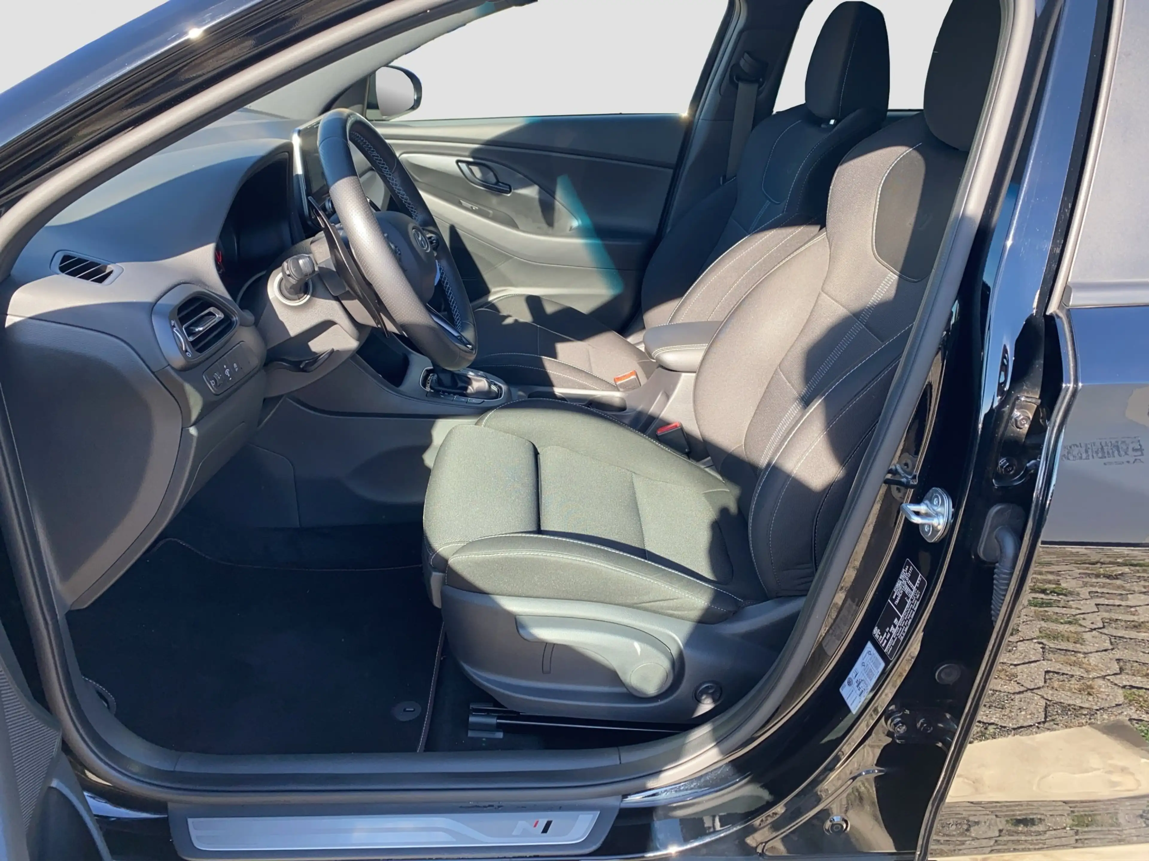Hyundai i30 N LED Navi RFK Sportsitz KeyLess PDC Carplay — photo 10