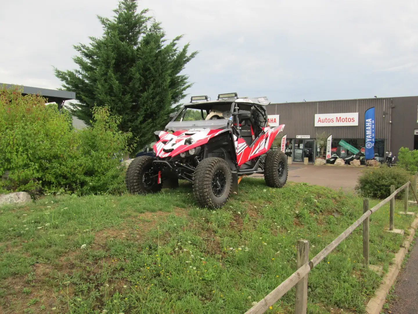 Yamaha Rouge - 1