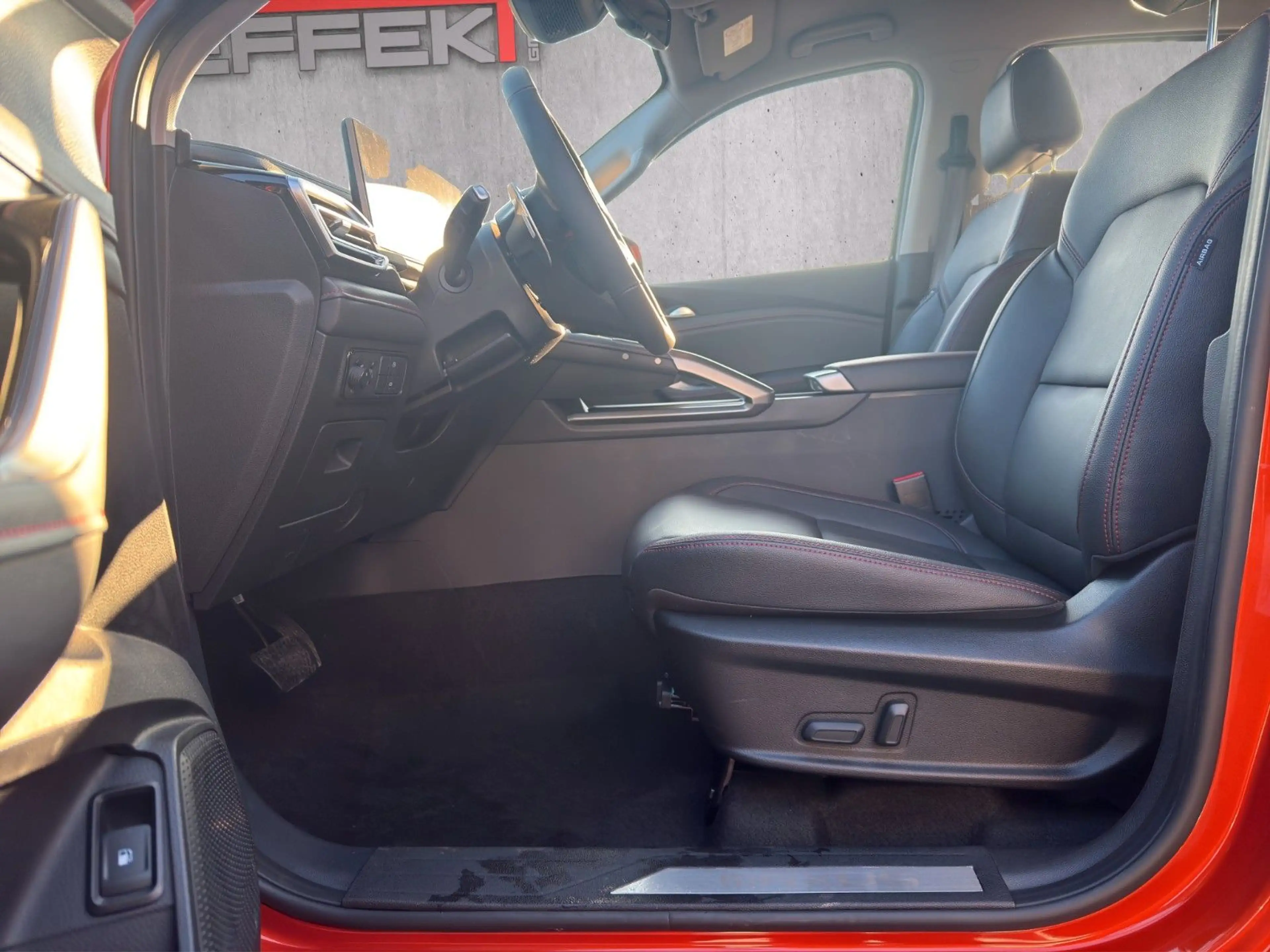 Maxus T60 MAX  158 kW 2.0 TDCi 4WD Luxury 360° Kamera — photo 13