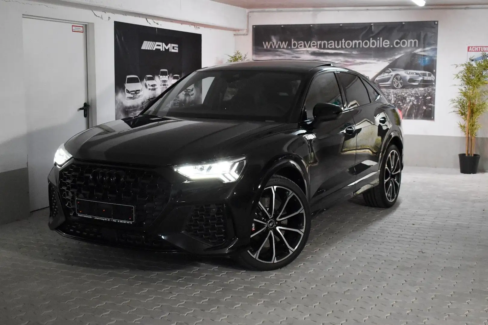 Audi RS Q3 RS Q3 Sportback 2.5TFSI q Matrix/Raute/Pano Schwarz - 1