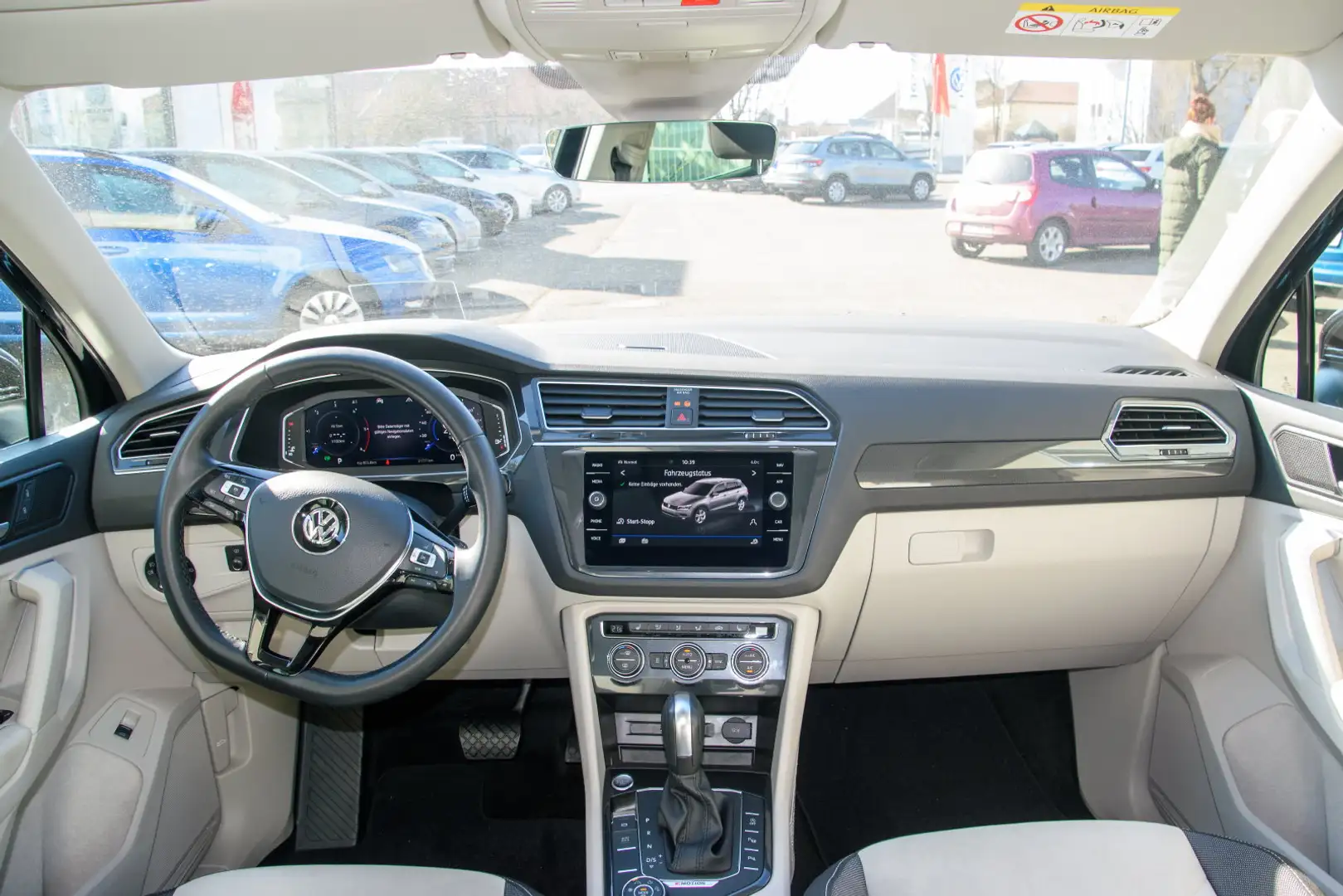 Volkswagen Tiguan 2.0 TDI Highline 4Motion DSG / Navi / Kamer Schwarz - 2