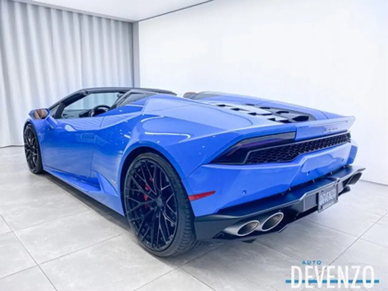 Lamborghini Huracán снимка Lamborghini Huracán