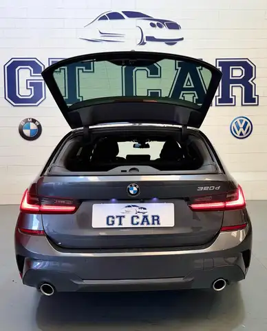 BMW 3 Series view 9