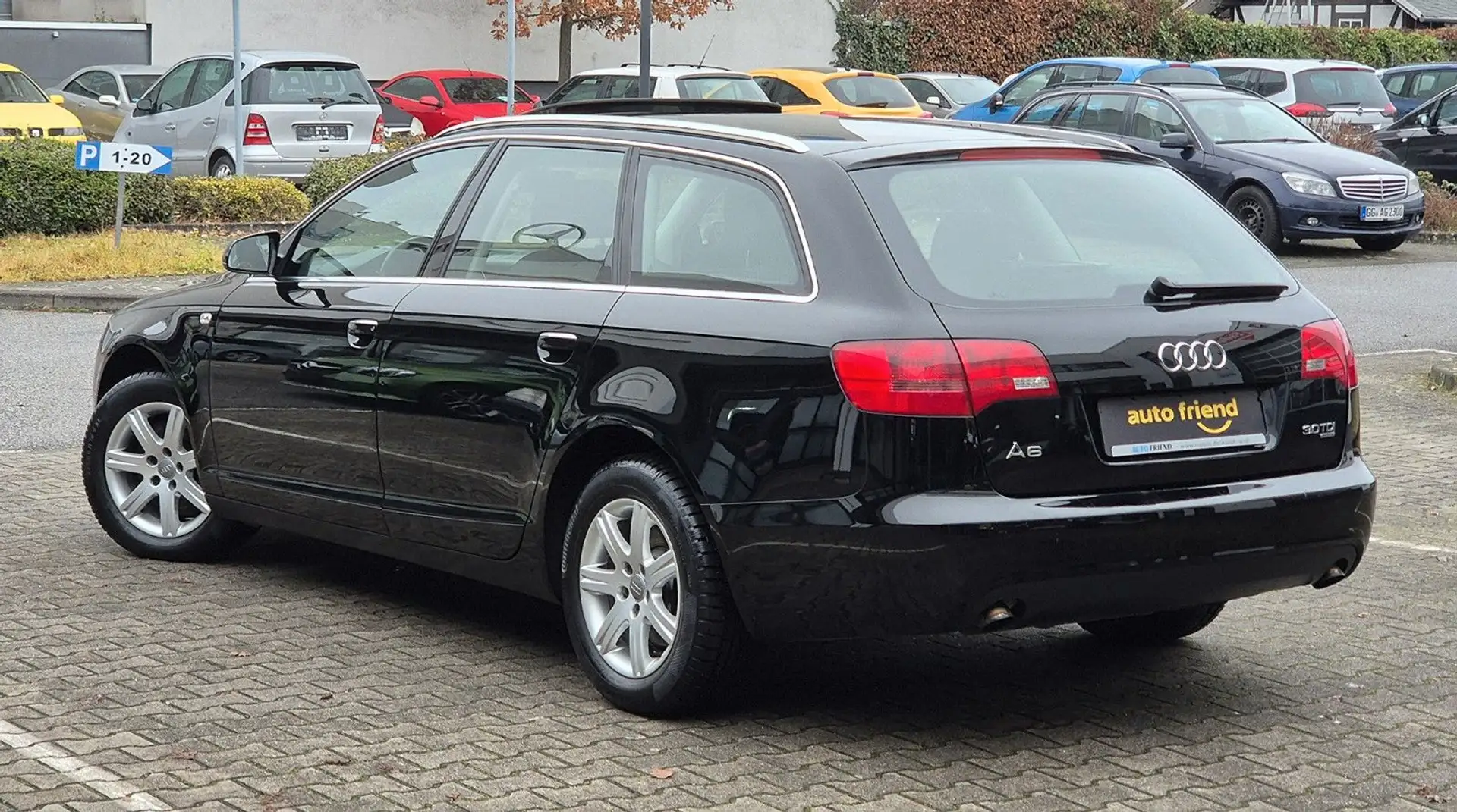 Audi A6 Avant 3.0 TDI quattro Automatik  *1. HAND* Schwarz - 2