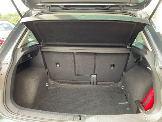 Volkswagen Tiguan view 14