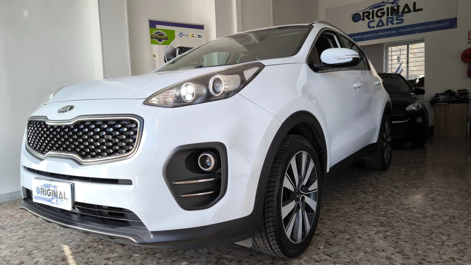 Kia Sportage Sportage IV 1.7 crdi Class Style Pack2wd115cv my17 Bianco - 1