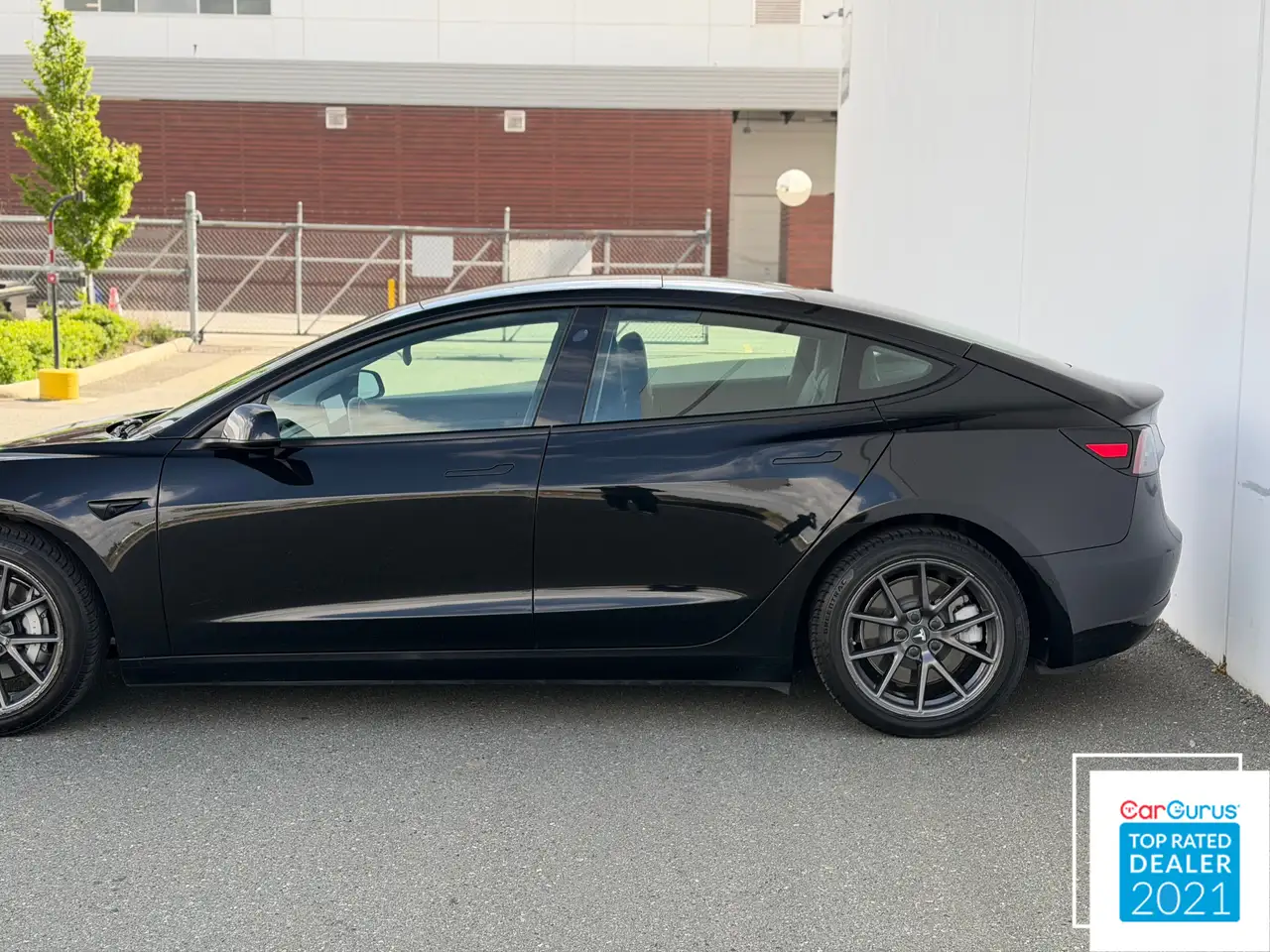 Tesla Model 3 photo Tesla Model 3