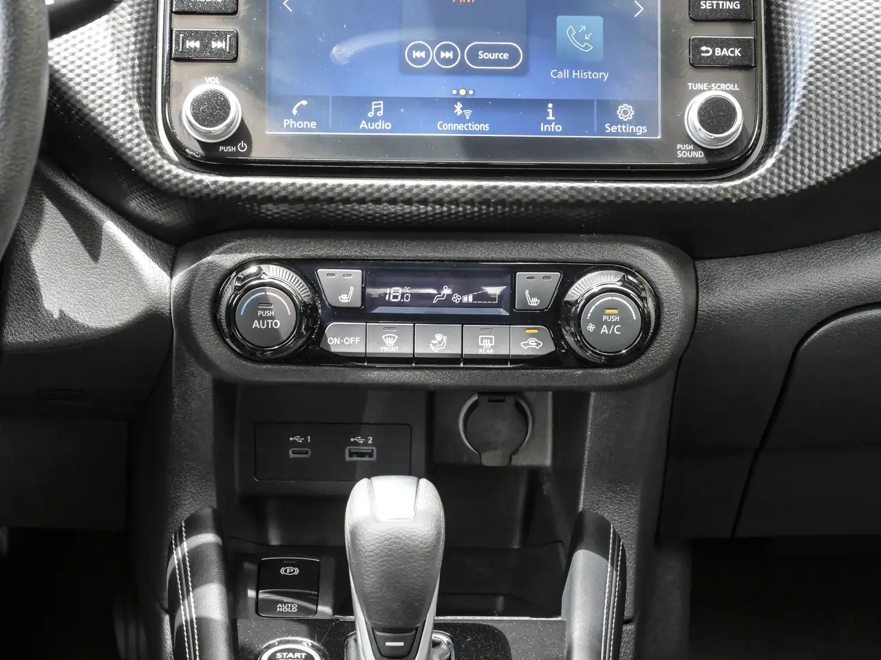 Nissan Kicks снимка Nissan Kicks