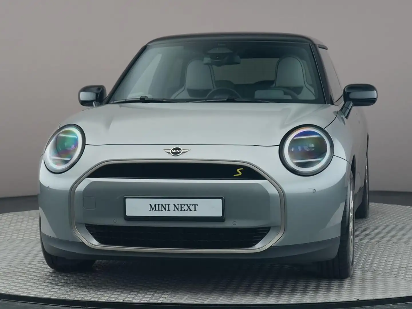 MINI Cooper SE Favoured M Grijs - 2