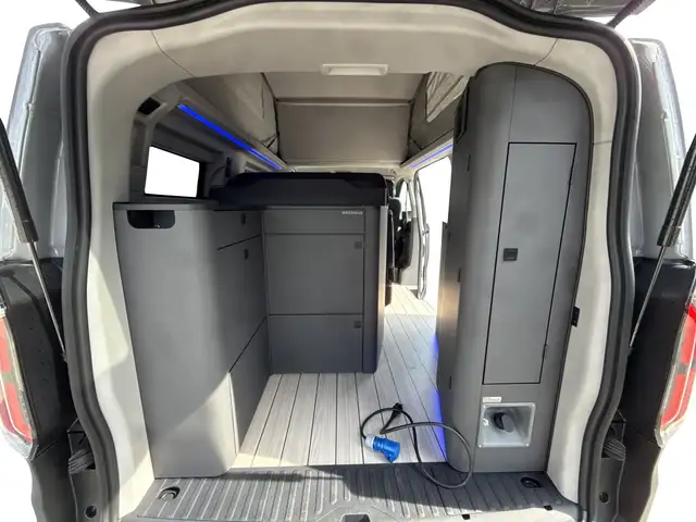 Ford Tourneo Custom Nugget 320 L1 Active mit Aufstelldach AWD Ansicht 10