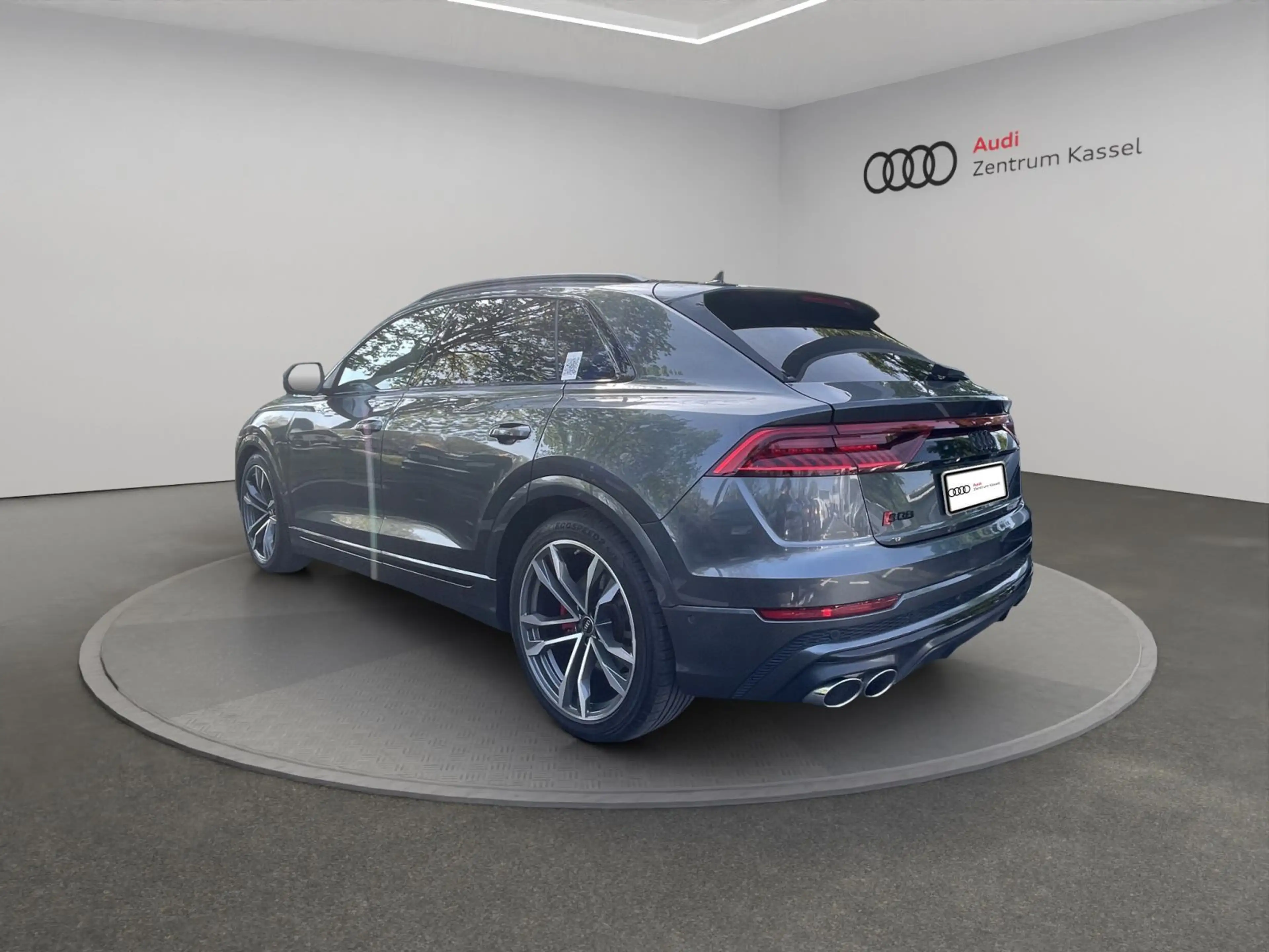Audi SQ8 4.0 TFSI qu. Matrix B&O Pano HuD AHK 360° — photo 5
