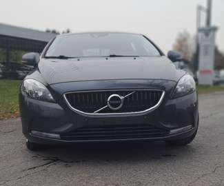 V40 2.0 D2-82 Kinetic