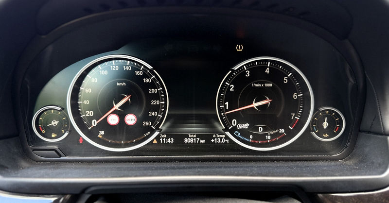 BMW 550 i*LCI*M-SPORTPAKET*SOFTC*LED*HDUP*PDC*LEDR*LM — photo 10