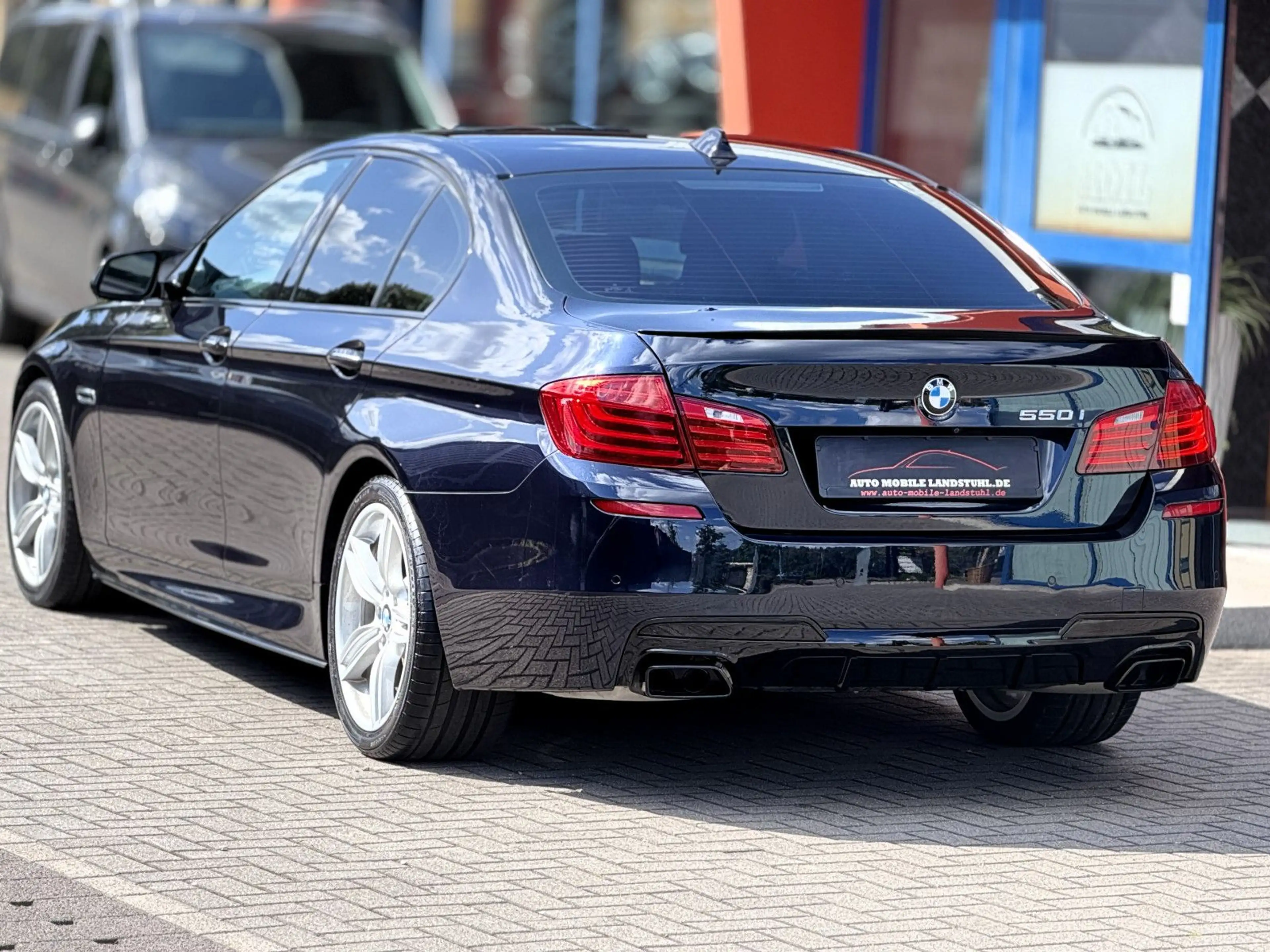 BMW 550 i*LCI*M-SPORTPAKET*SOFTC*LED*HDUP*PDC*LEDR*LM — photo 6