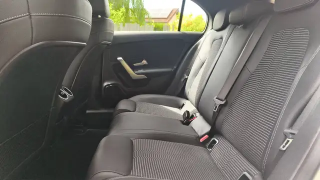Mercedes-Benz A-Class view 9
