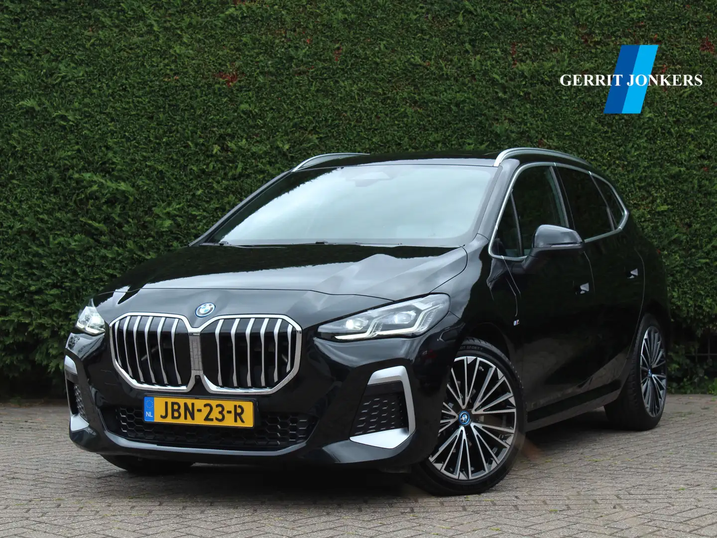 BMW 225 2-serie Active Tourer 225e xDrive M Sport | Panora Schwarz - 1
