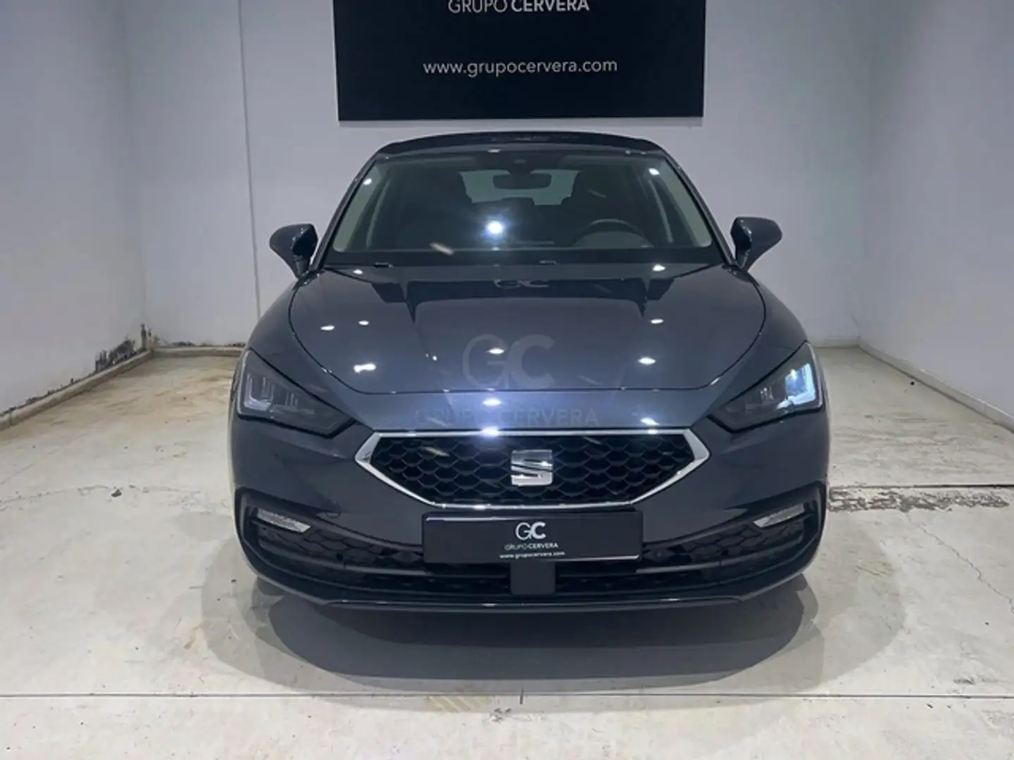 SEAT Leon 1.0 TSI S&S Style XS 110 Grau - 2