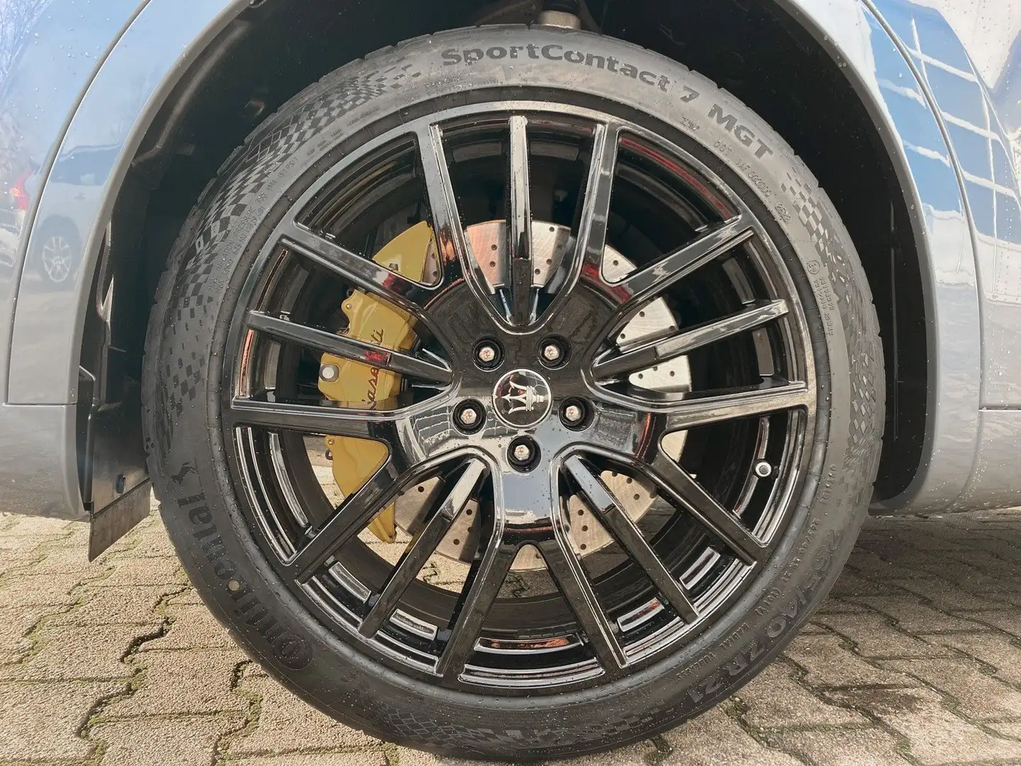 Maserati Levante Modena S AWD MJ 22  FUORI-SERIE Modrá - 2