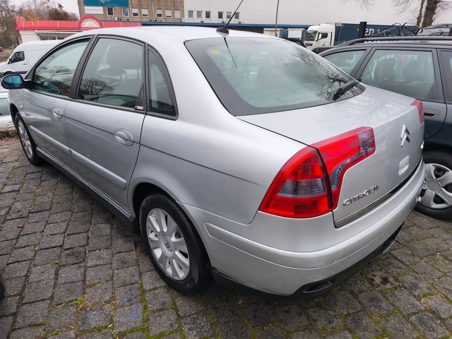 Citroen C5 2.0 HDi Exclusive * 1.Hand * Silber - 2