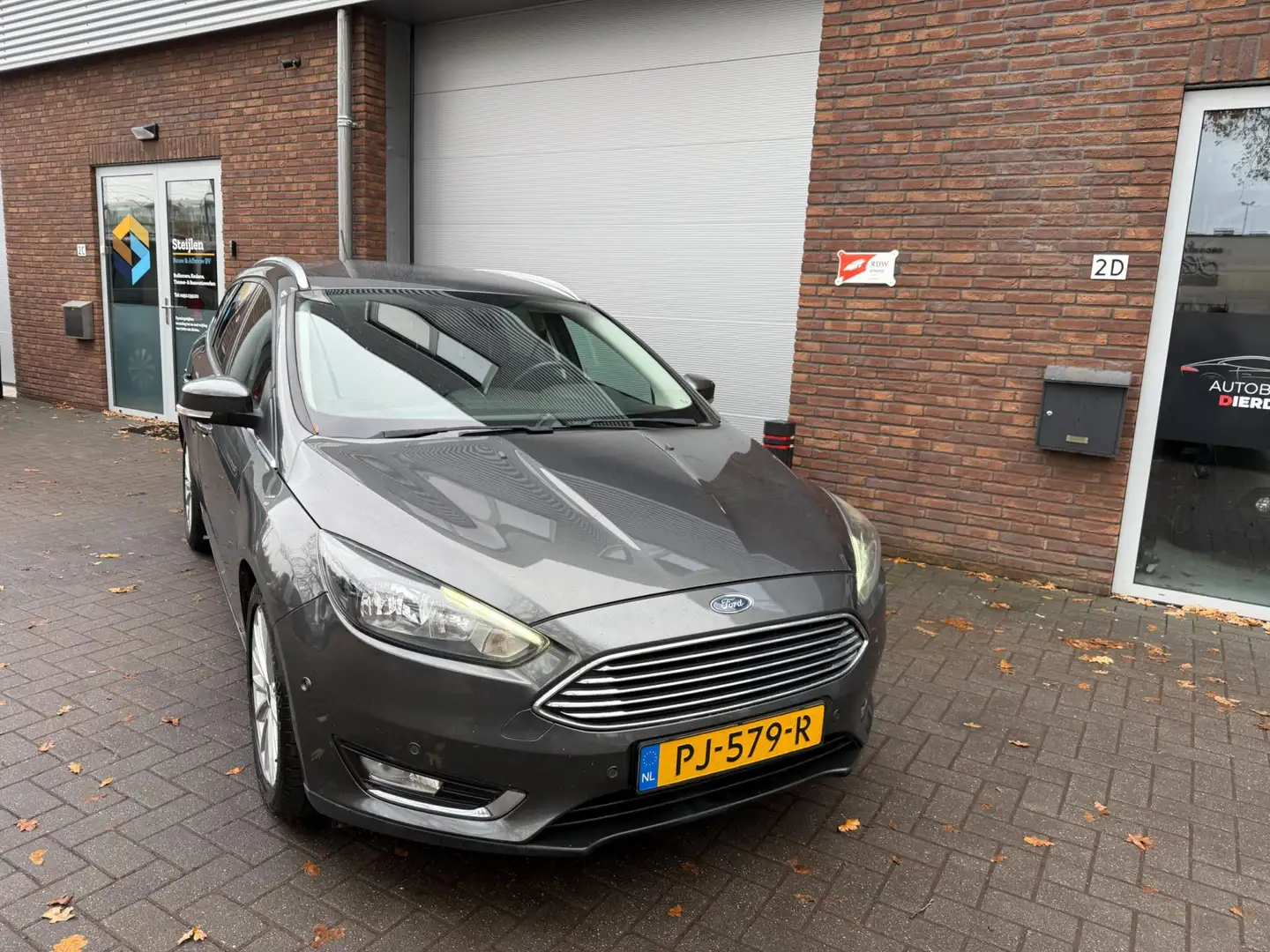 Ford Focus Wagon 1.0 Titanium|AIRCO|NAVI|NIEUWE APK Gris - 2