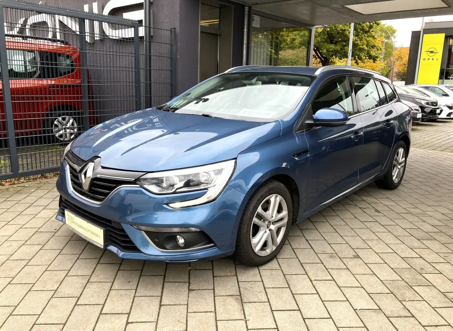 Renault Megane IV Kombi 1.3 TCe 140 BUSINESS Automatik Blau - 1