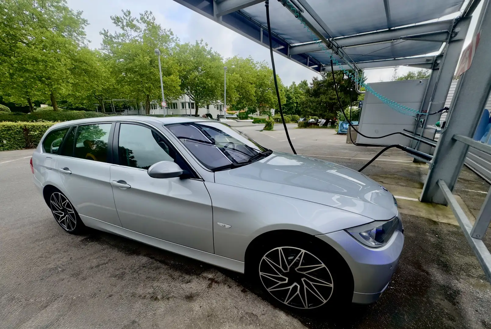 BMW 330 330i Touring Silber - 2