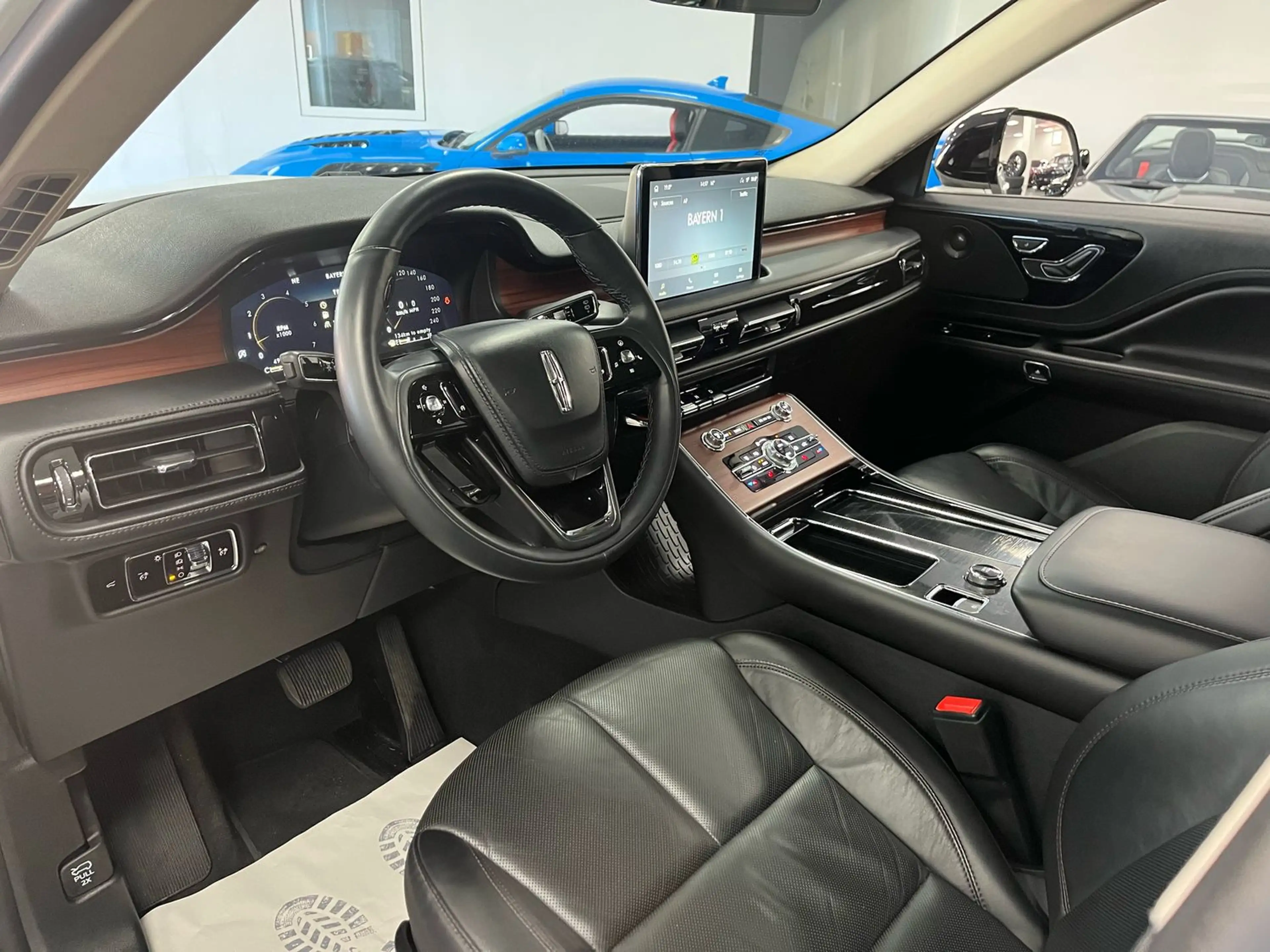 Lincoln Aviator Reserve 3,0l V6 4x4/6-Sitze/360°Kamera/SHZ/Pano — photo 12