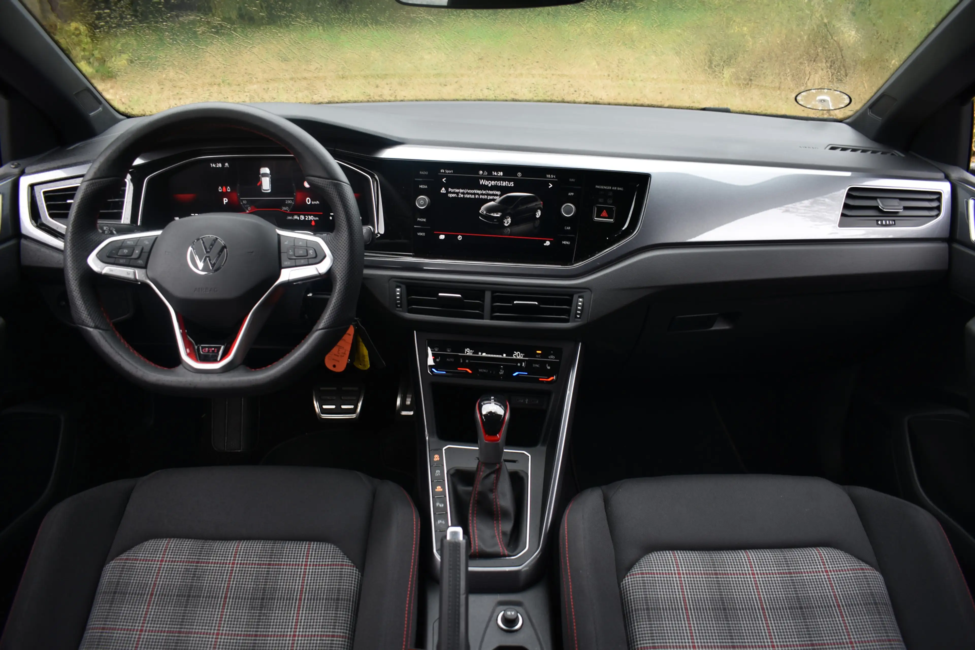 Volkswagen Polo GTI 2.0 TSI 210PK DSG STOELVERW VIRTUAL/IQ-LED/CARPLAY — photo 11