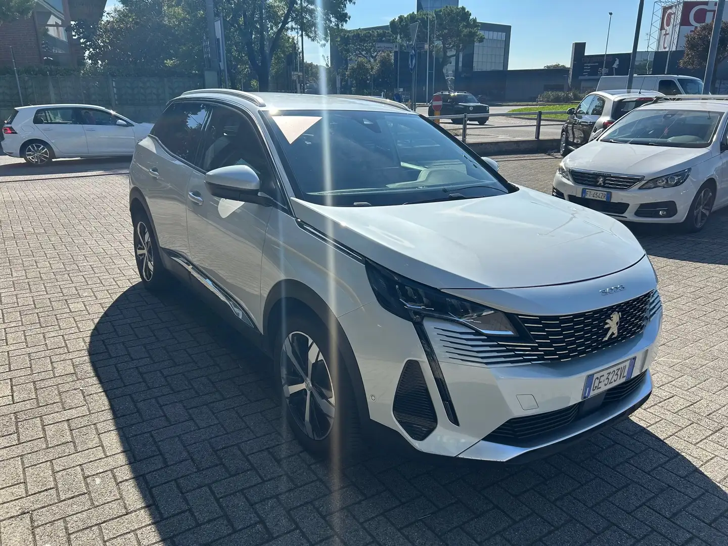 Peugeot 3008 3008 II 2021 1.5 bluehdi Allure Pack s Bianco - 1