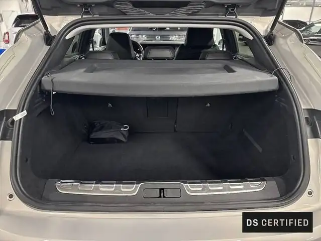 DS Automobiles DS 4 view 6