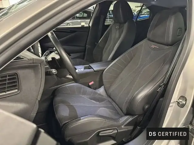 DS Automobiles DS 4 view 9