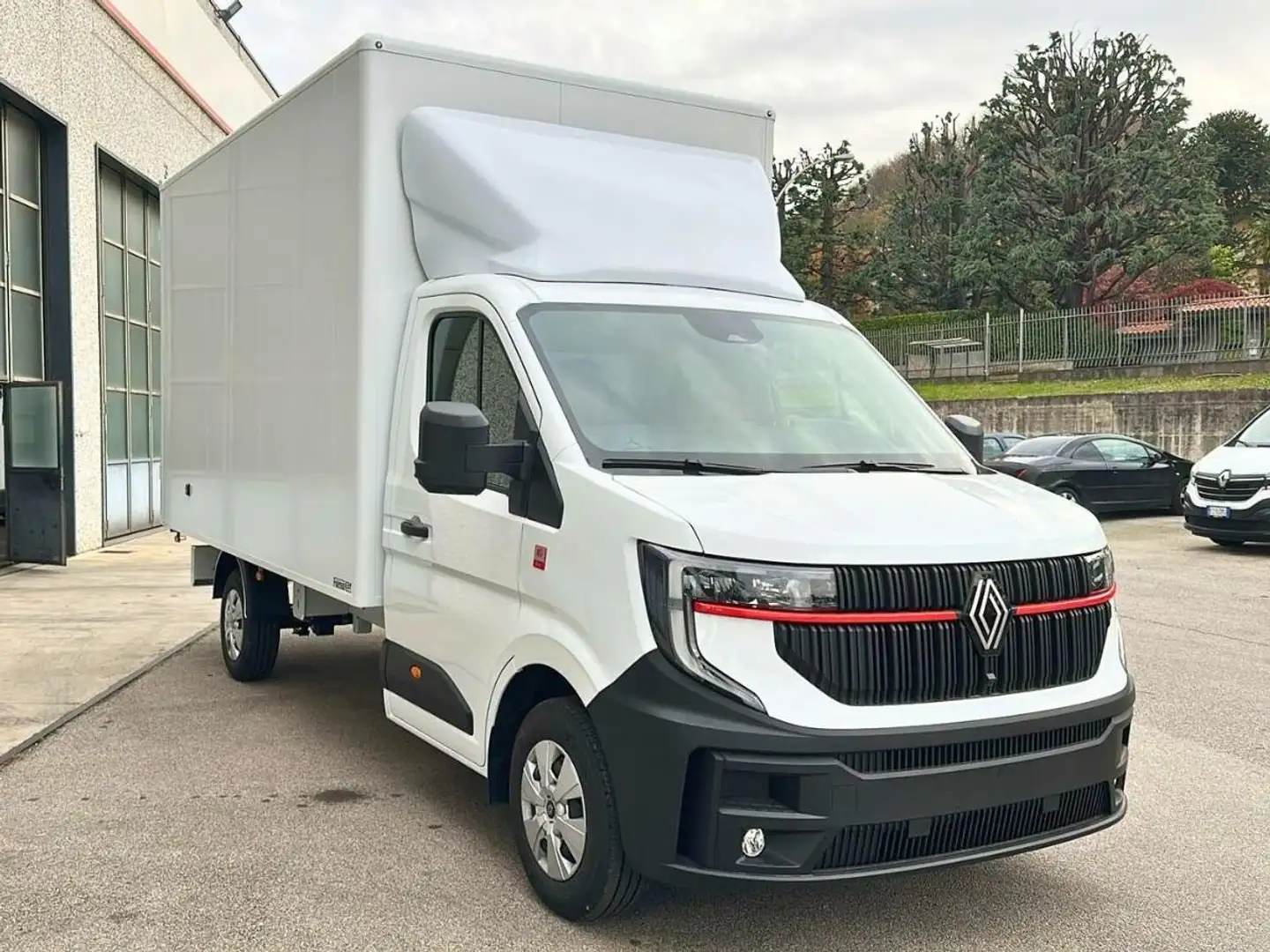 Renault Master Red – FWD 3T5 EVI – L3 Boxato – 170 CV Blanc - 2