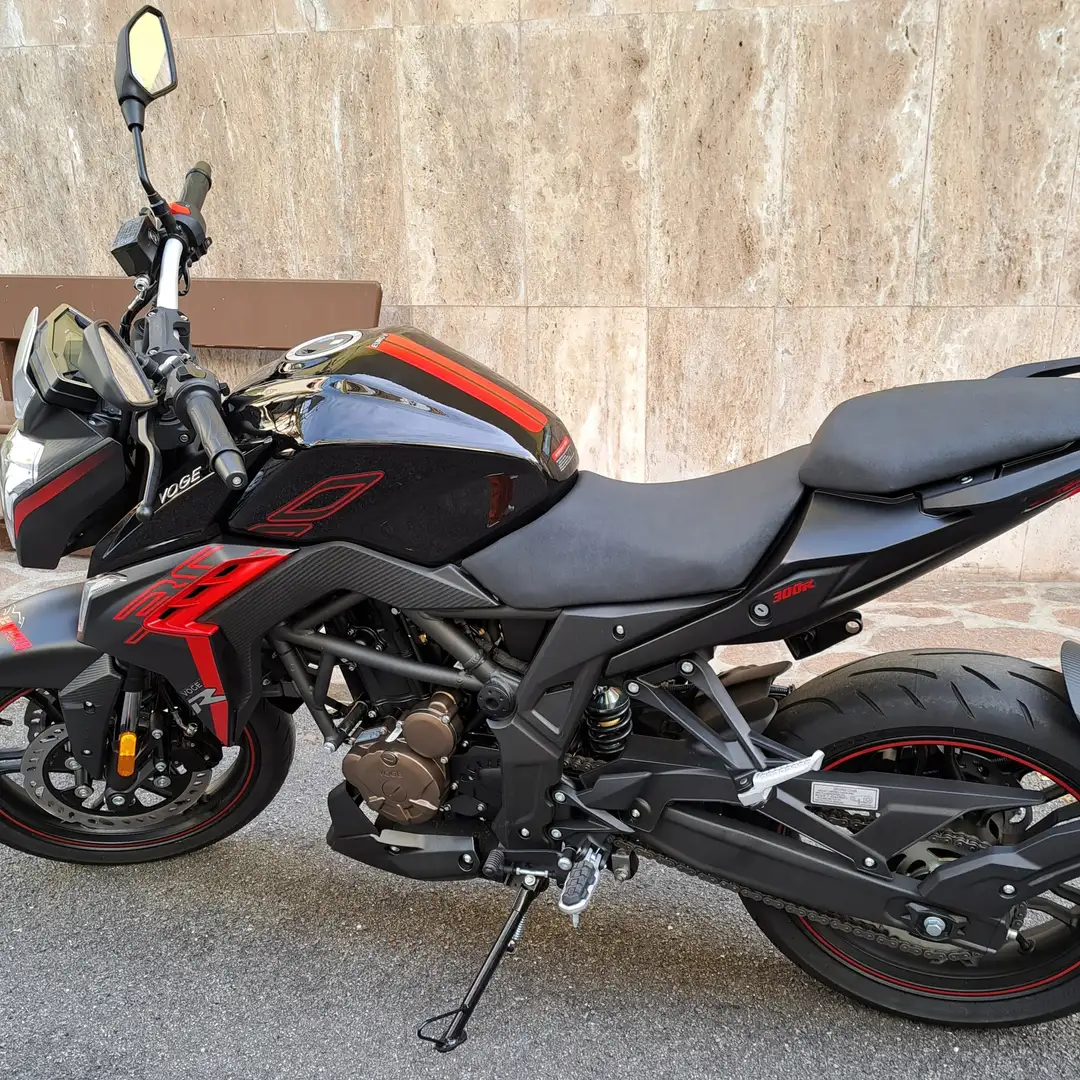 Voge Brivido 300 r Negro - 1