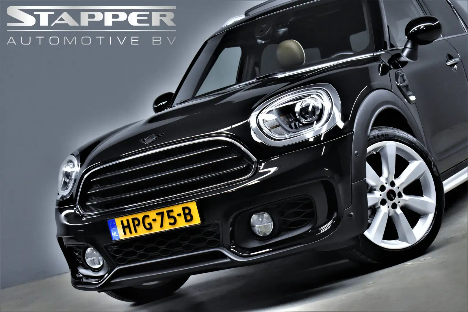 MINI Cooper Countryman Mini 1.5 136pk Automaat JCW-Pakket Pano/Carplay/H. Schwarz - 2