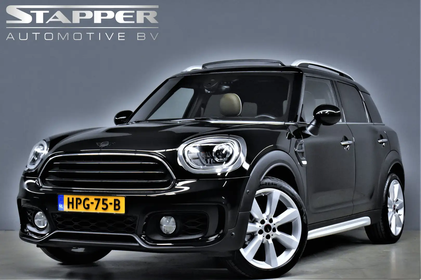 MINI Cooper Countryman Mini 1.5 136pk Automaat JCW-Pakket Pano/Carplay/H. Schwarz - 1