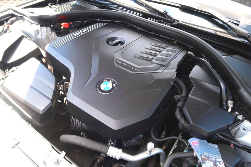 BMW 330 iA"SportLine"Schiebed"18"LiveCockp"Navi"1HdSh — photo 15