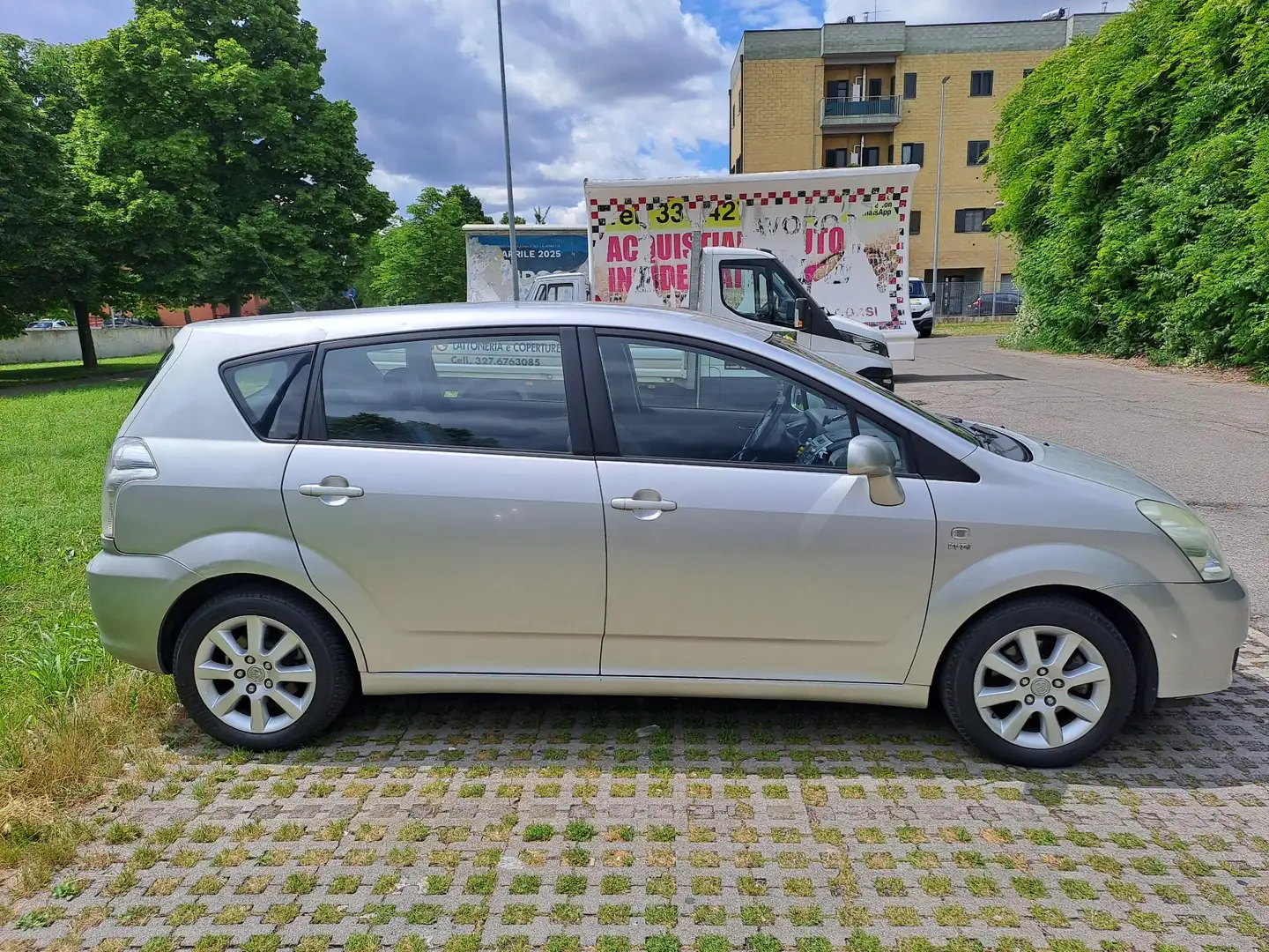 Toyota Corolla Verso - 1