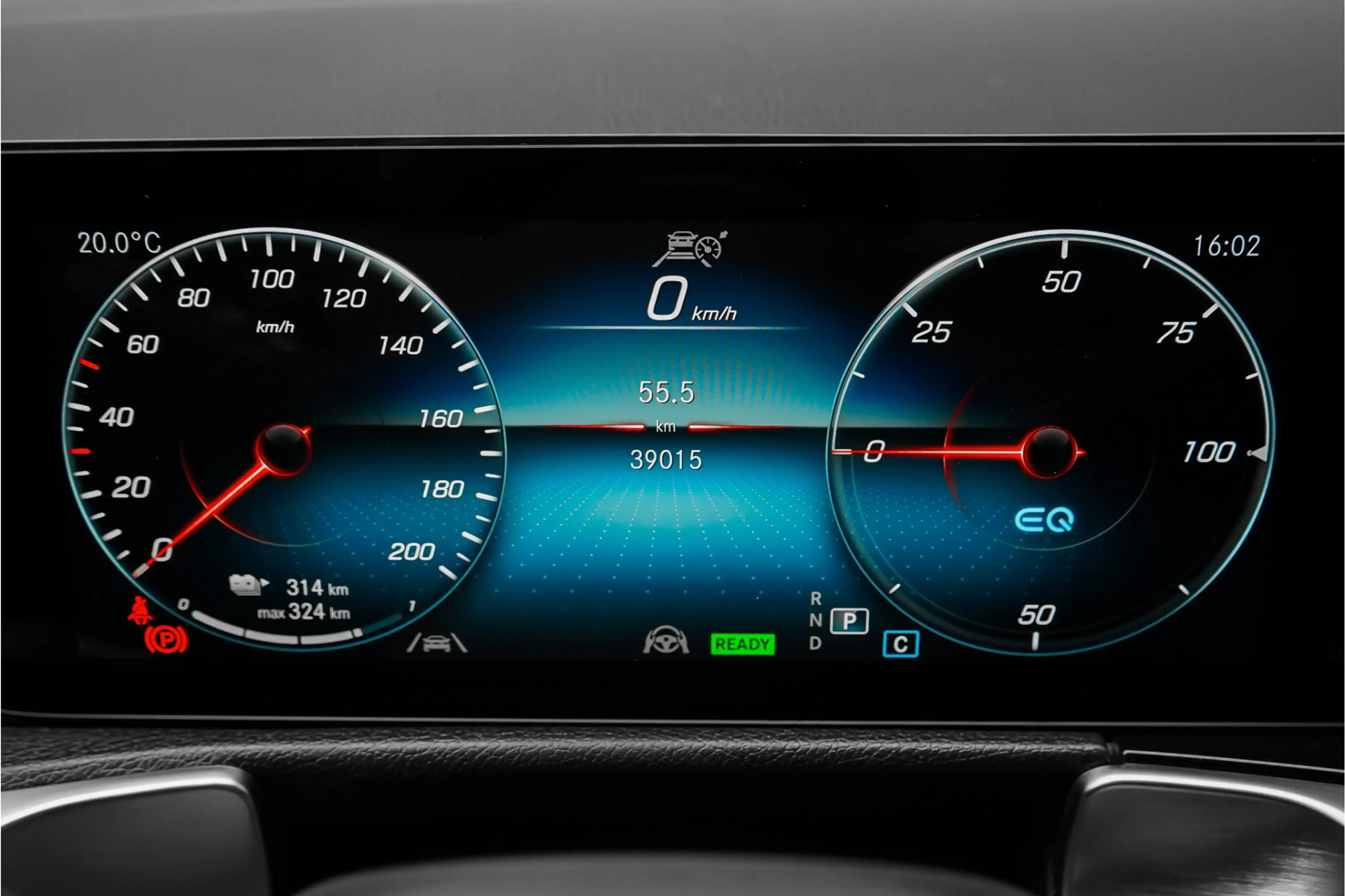 Mercedes-Benz EQB 300 4MATIC 67 kWh Pano Distronic Plus Multi Contoursto — photo 23