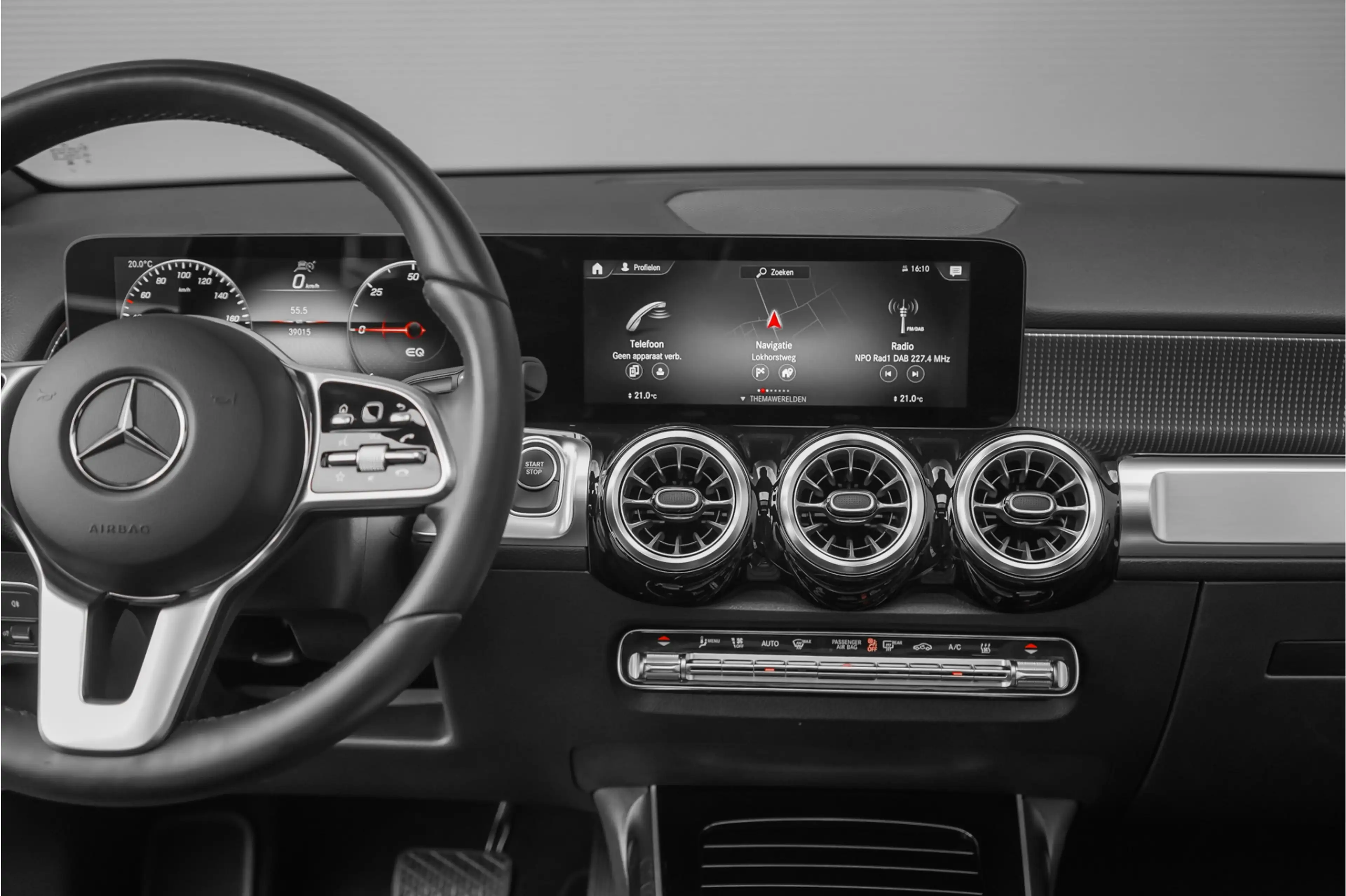 Mercedes-Benz EQB 300 4MATIC 67 kWh Pano Distronic Plus Multi Contoursto — photo 24