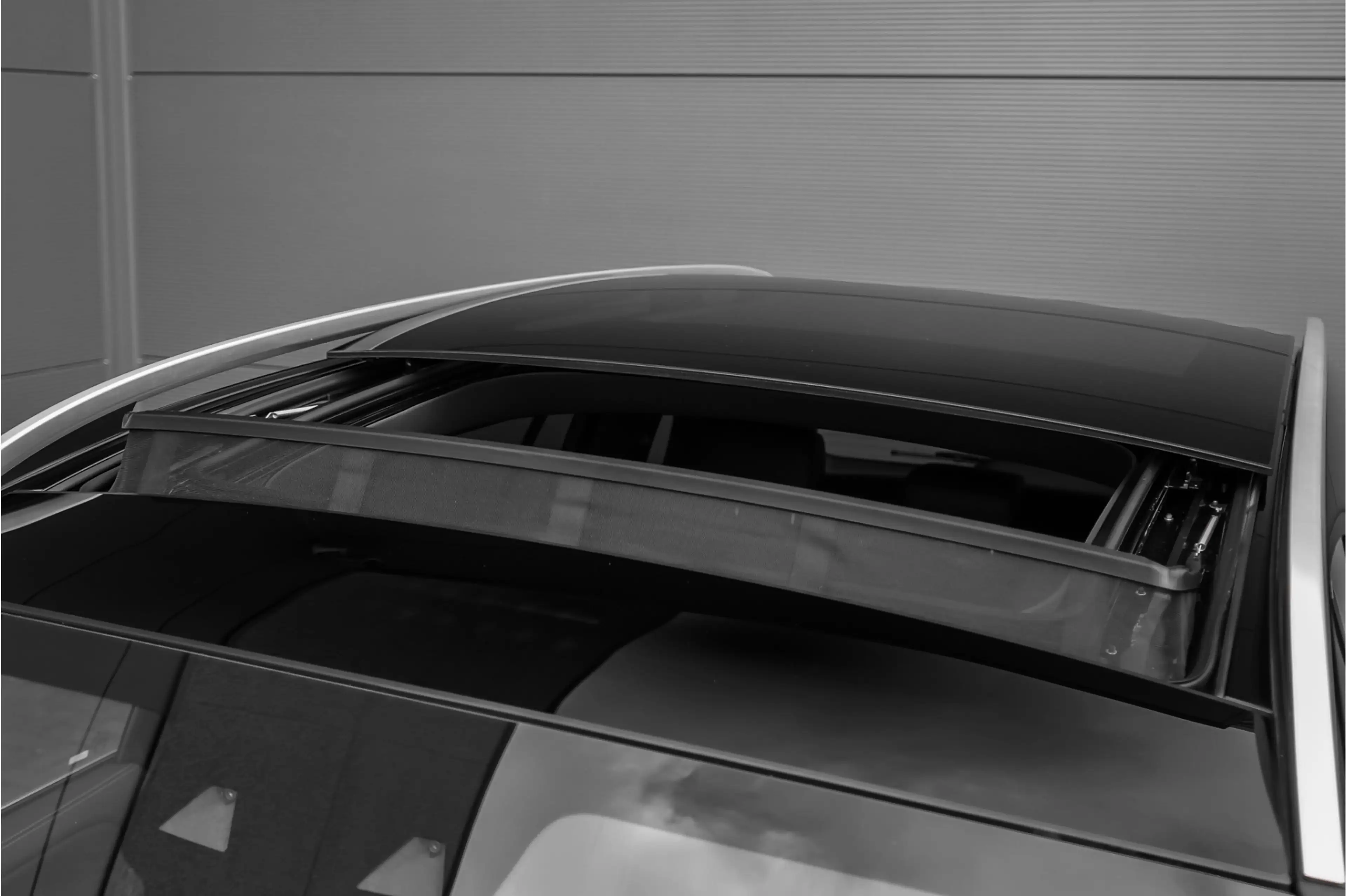 Mercedes-Benz EQB 300 4MATIC 67 kWh Pano Distronic Plus Multi Contoursto — photo 20