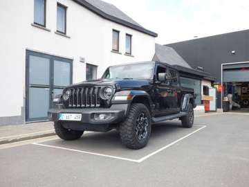3.0 V6 4WD ATX Launch Edition