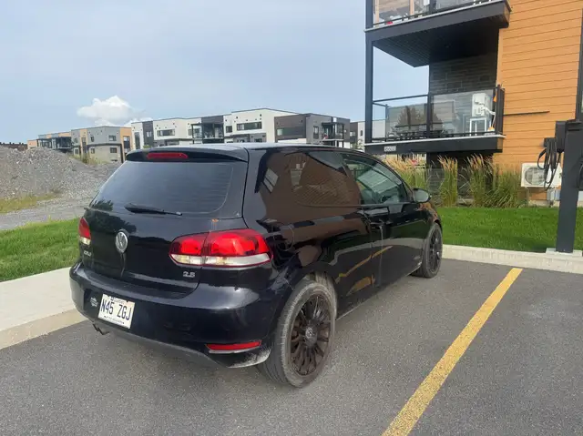 Volkswagen Golf 2012 — photo 2