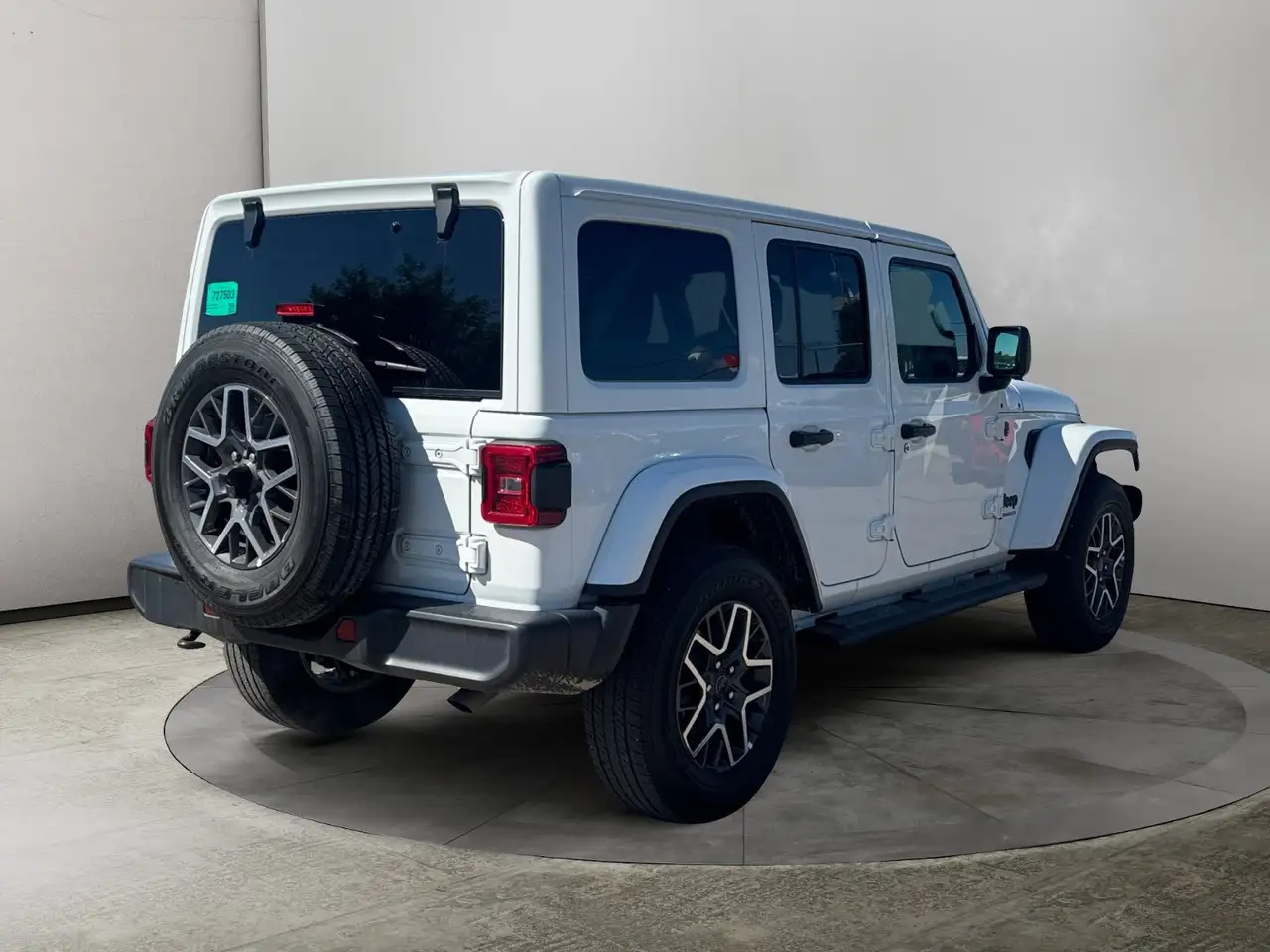 Jeep Wrangler photo Jeep Wrangler