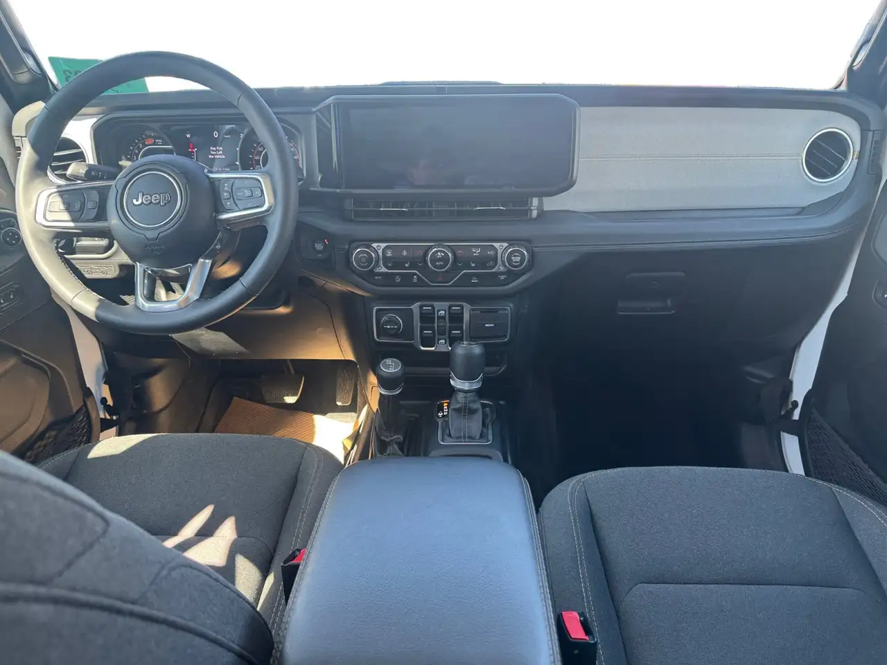Jeep Wrangler photo Jeep Wrangler