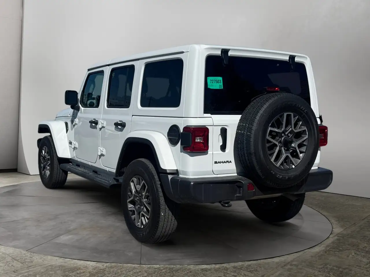 Jeep Wrangler photo Jeep Wrangler