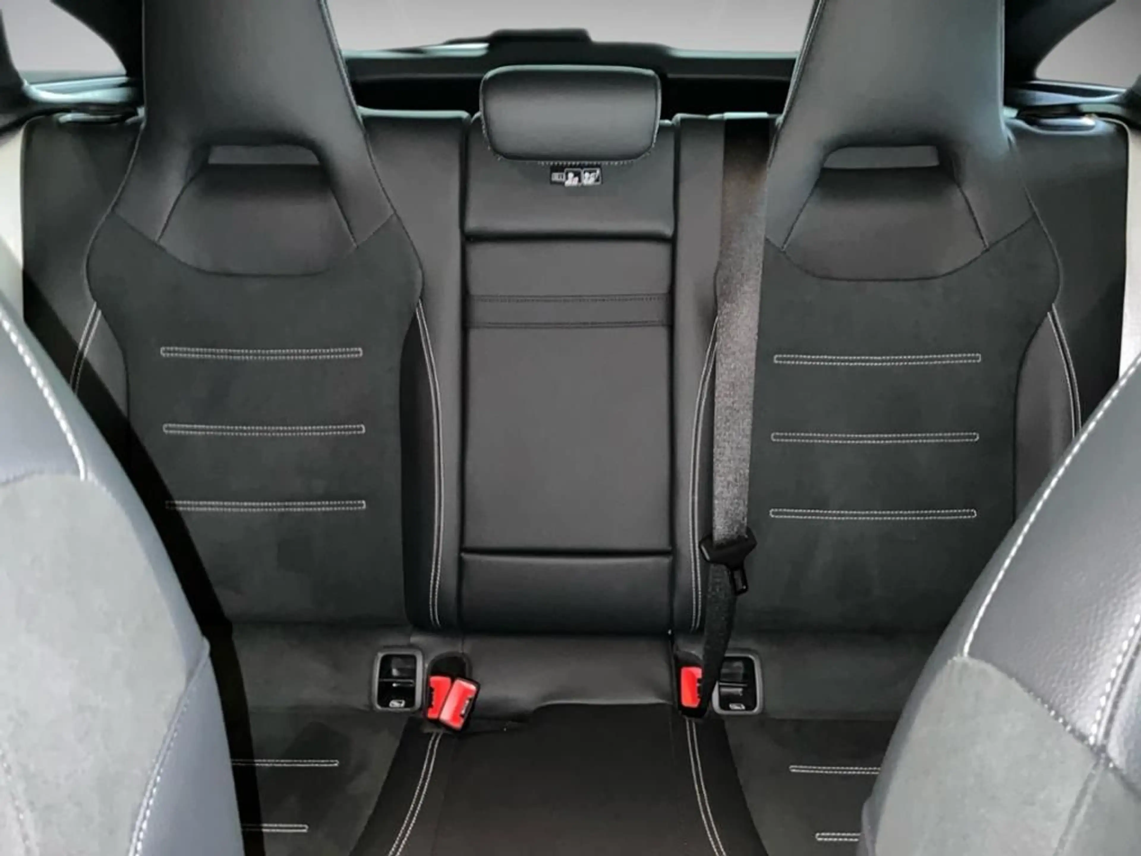 Mercedes-Benz CLA 220 CLA 220 d SB AMG-Line 360 AHK AUT Kam. KeyLess — photo 10